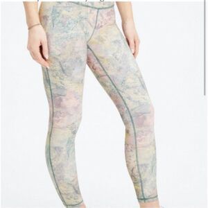 Fabletics Define Powerhold High-Waisted 7/8 Leggings Pastel Marble Print Size Sm